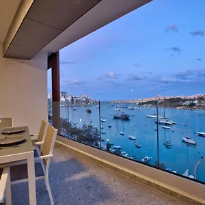 Appartement Sea Front Spacious Valletta Views, Sliema